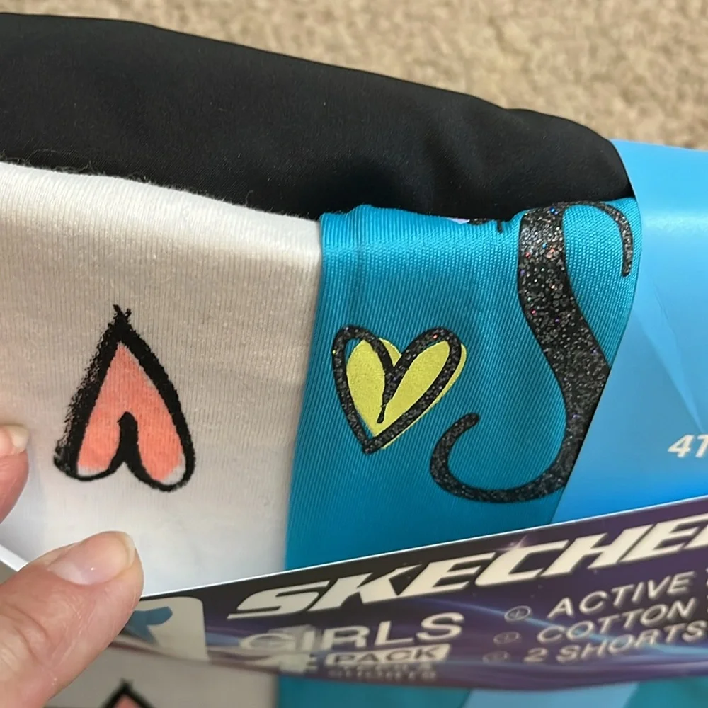 NWT 4-Pc Skechers Heart Print Tee and Shorts Set - White, Pink, Blue, Black